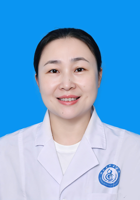 陈雪莲  
基层主任医师 
老年病肿瘤病科主任